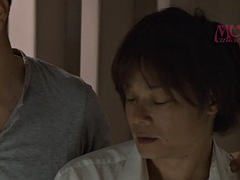 Asiatisch, Grosse titten, Japanische massage, Titten, Spielzeuge, Ehefrau