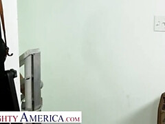 Americano, Culo grande, Tetas grandes, Morena, Sexo duro, Maduro, Montar, Tetas