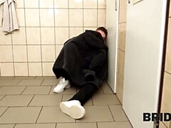 アナル, ぽっちゃり, デカ尻, 結婚, 浮気者, ストッキング, トイレ, 結婚式