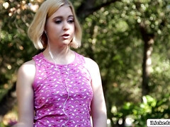 Tussi, Blondine, Braunhaarige, Behaart, Lesbisch, Lingerie, Pornostars, Titten