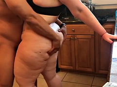 素人, ぽっちゃり, デカパイ, 中出し, フランス人, 熟年, 乳首, 現実