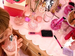 Europees, Voeten, Fetisj, Vingeren, Lesbisch, Natuurlijke tieten, Kut duiken, Tieten likken