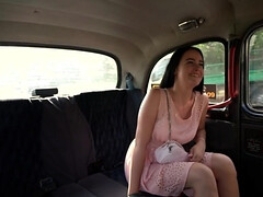 18 jahre, Blasen, Braunhaarige, Hundestellung, Hd, Höschen, Pov, Rau