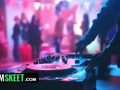 Américain, Conversation vulgaire, Hd, Orgie, Étudiant, Tabou, Professeur, Adolescente