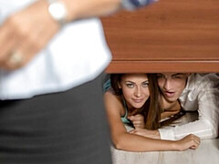 Grote kont, Grote lul, Pijpbeurt, Bruinharig, Natuurlijke tieten, Kantoor, Tiener, Tieten likken