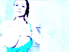 18 años, Culo grande, Tetas grandes, Penetracion con dedos, Coño, Ducha, Solo, Adolescente