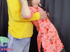 Tromperie, Conversation vulgaire, En levrette, Famille, Première fois, Petite amie, Indienne, Massage