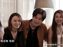 Азиатки, Большие сиськи, Смазливые, Группа, Милф, Натуральные, Соски, Молоденькие