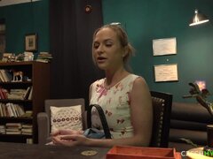 ブロンド, フェラチオ, 口内発射, イく瞬間, 熟年, 淫乱熟女, オーガズム, 妻