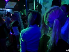 茶髪の, ダンス, 人形, ハードコア, 女子高生, フェラする, 教師, 濡れ