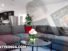 Mamada, Clitoris, Garganta profunda, Estilo perrito, Afeitado, Madrastra, Chupando, Tetas