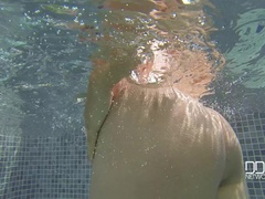 デカパイ, ヒール, 自然山雀, アウトドア, プール, ルーマニア人, ソフトコア, 一人