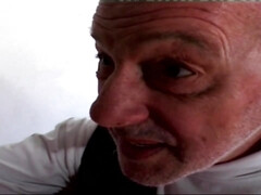 Красотки, Большие сиськи, Брюнетки, Грудастые, Ласковые ручки, Зрелые, Милф, Молоденькие