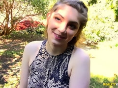 Grote kont, Bruinharig, Sperma in gezicht, Handbeurt, Realiteit, Geschoren, Tatoeage, Tiener