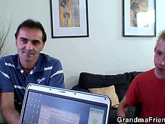 Gros seins, Sucer une bite, Tchèque, Mamie, Mature, Chatte, Criant, Plan cul à trois