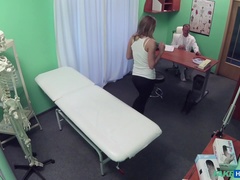 Amateur, Sucer une bite, Médecin, En levrette, Léchez, Infirmière, Bureau, Voyeur