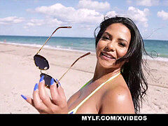 MYLF - adoring Rose Monroes extra massive Ass