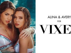 お尻, ブロンド, フェラチオ, バック, 手コキする, ガリガリ, ティーン, オッパイの