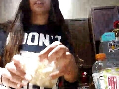 Arabe, Gros seins, Brunette brune, Fait maison, Actrice du porno, Douche, Solo, Nénés