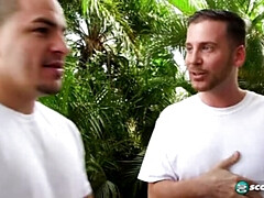 デカパイ, フェラチオ, イく瞬間, 手コキする, ハードコア, Hd, 巨大, 三人