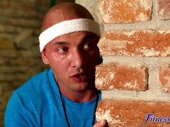 素人, デカパイ, フェラチオ, 茶髪の, ジム, 手コキする, なめる, シャワー