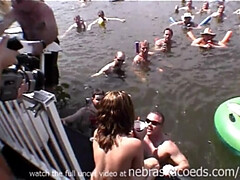 Hochschule, Ex freundin, Erstes mal, Flashen, Freundin, Unschuldig, Nackt, Öffentlich