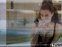 Анальный секс, Минет, Брюнетки, Кончили внутрь, Две девушки, Киски, Наездница, Втроем