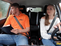 Sucer une bite, Voiture, Tchèque, Gorge profonde, Européenne, Hard, De plein air, Réalité