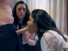 Blasen, Hochschule, Frau frau mann, Hardcore, Hd, Jungendliche (18+), Flotter dreier, Titten