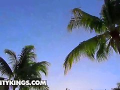 Grote kont, Grote lul, Grote mammen, Pijpbeurt, Sperma in gezicht, Hd, Klein, Geschoren