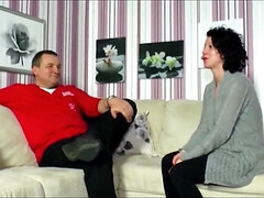 Leie, Tussi, Grosser schwanz, Blasen, Braunhaarige, Handjob, Hardcore, Milf