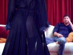 Naughty harlot Karina King porn clip