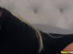 Amateur, Blonde, Sucer une bite, Tir de sperme, Monstre, Piercing, Tatouage, Nénés