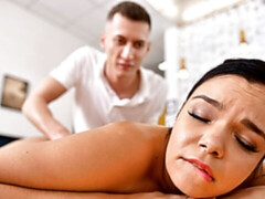 ぽっちゃり, デカ尻, フェラチオ, バック, 手コキする, マッサージ, 淫乱熟女, 剃毛