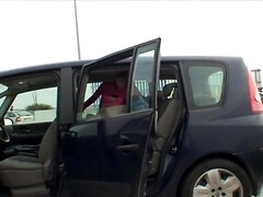 Leie, Vollbusig, Auto, Paar, Natürlichen titten, Im freien, Jungendliche (18+), Titten