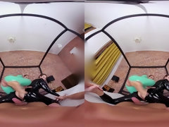 Жопа, Большая жопа, Большие сиськи, Грудастые, Фетиш, Латекс, Мастурбация, Втроем