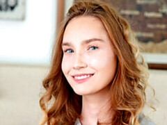 Cul, Chambre à dormir, Doigter, Rasée, Solo, Dénudage, Adolescente, Nénés