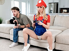 18 jaar, Kont, Grote lul, Blond, Pijpbeurt, Hondjeshouding, Tiener, Tieten likken