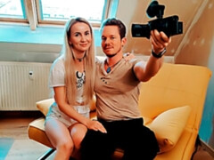 Blasen, Hundestellung, Handjob, Pov, Rasiert, Entkleiden, Jungendliche (18+), Titten