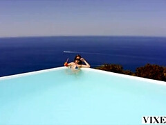 Сперма во рту, Сидя на лице, Сперма на лице, Две девушки, Лизание, Наездница, Тату, Втроем