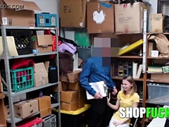 ブロンド, フェラチオ, 捕まる, チン, 顔射, 小柄, ガリガリ, オッパイの