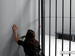 Sucer une bite, Bondage, Brunette brune, Queue, En levrette, Talons, Réalité, String