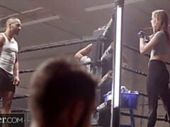 Двойное проникновение, Спортзал, Два парня и девушка, Бритые, Спорт, Молоденькие, Втроем, Сиськи