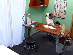 Enthousiasteling, Arts, Likken, Kantoor, Orgasme, Kut duiken, Rijden, Strak