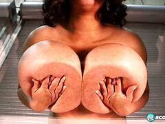 Gros seins, Brunette brune, Plantureuse, Hd, Naturelle, Seins naturels, Solo, Nénés