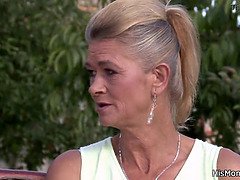 Mooi, Pijpbeurt, Oudere vrouw, Diep in de keel, Rijpe lesbienne, Moeder, Stiefmoeder, Tiener