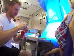 Culo, Tetas grandes, Rubia, Gorda, Público, Apretado, Voyeur