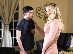 Kont, Lieveling, Pijpbeurt, Hardcore, Likken, Masturbatie, Moeder die ik wil neuken, Kut duiken