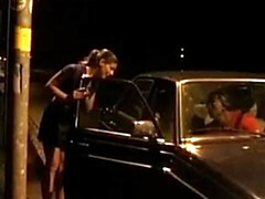 Arsch, Aufs gesicht abspritzen, Gruppe, Milf, Mutti, Im freien, Öffentlich, Realität