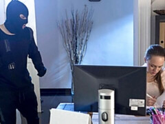 Verga grande, Mamada, Flexible, Tacones, Oficina, Coño, Afeitado, Medias largas